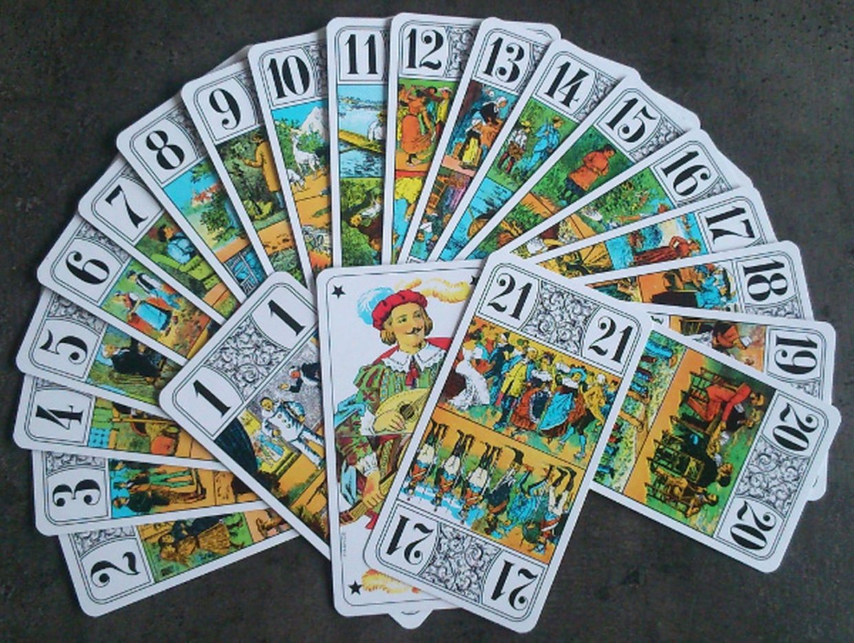 Tarot jeu 1240x934